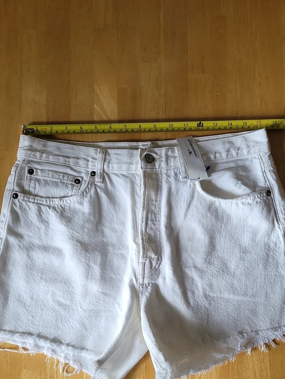 AGOLDE Parker Long Vintage Shorts in the Panna Cotta